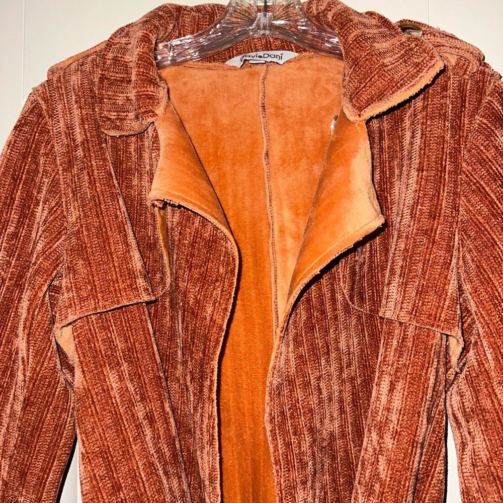 Women’s jacket - Picture 2 of 4
